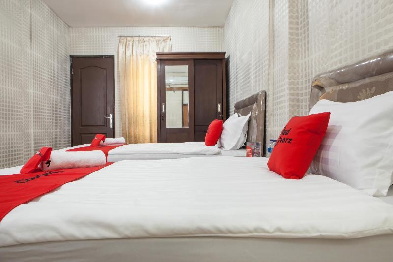 Reddoorz Near Pelabuhan Tanjung Perak 2 2* Surabaya